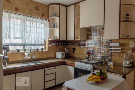 Casa à venda com 276m², 3 quartos e 3 vagas Casa à venda com 276m², 3 quartos e 3 vagasCozinha