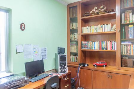 Casa à venda com 276m², 3 quartos e 3 vagas Casa à venda com 276m², 3 quartos e 3 vagasQuarto 2 - Suíte