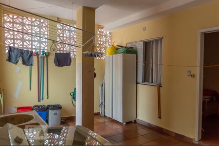 Casa à venda com 276m², 3 quartos e 3 vagas Casa à venda com 276m², 3 quartos e 3 vagasÁrea de Serviço