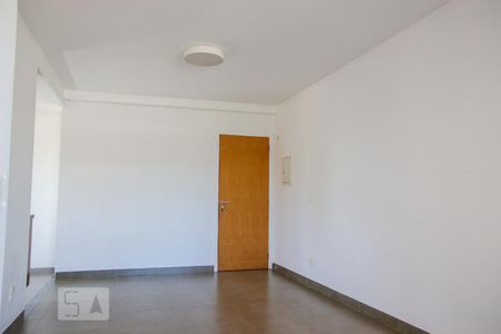 Sala de apartamento para alugar com 1 quarto, 50m² em Campestre, Santo André