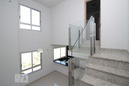 Apartamento à venda com 60m², 1 quarto e 2 vagas Apartamento à venda com 60m², 1 quarto e 2 vagasescada