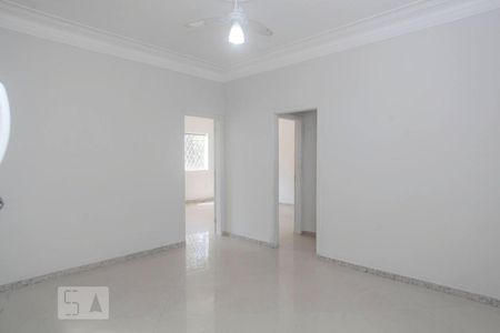 Sala de casa para alugar com 2 quartos, 100m² em Cidade Jardim, Belo Horizonte