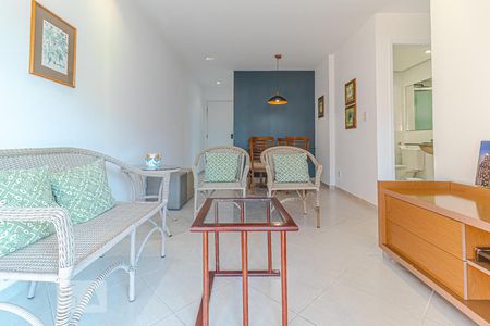 Sala de apartamento para alugar com 2 quartos, 72m² em Barra da Tijuca, Rio de Janeiro