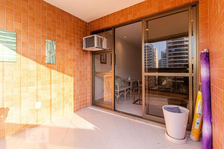 Varanda da Sala de apartamento para alugar com 2 quartos, 72m² em Barra da Tijuca, Rio de Janeiro