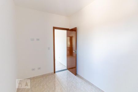 Quarto 1 de apartamento para alugar com 2 quartos, 40m² em Jardim Arize, São Paulo