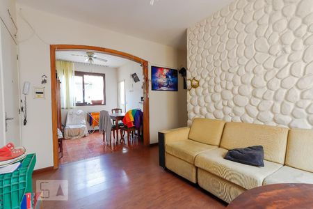 Sala de apartamento à venda com 3 quartos, 96m² em Petrópolis, Porto Alegre