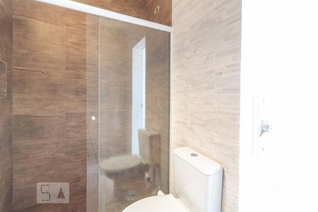 Casa para alugar com 250m², 3 quartos e 3 vagas Casa para alugar com 250m², 3 quartos e 3 vagasBanheiro da suíte 2