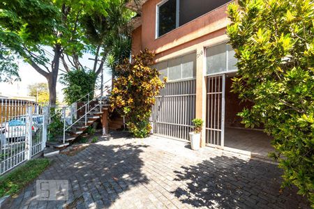 Casa para alugar com 250m², 3 quartos e 3 vagas Casa para alugar com 250m², 3 quartos e 3 vagasGaragem