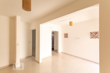 Casa para alugar com 250m², 3 quartos e 3 vagas Casa para alugar com 250m², 3 quartos e 3 vagasSuíte 1