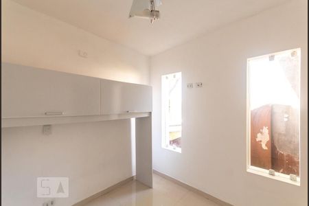 Casa para alugar com 250m², 3 quartos e 3 vagas Casa para alugar com 250m², 3 quartos e 3 vagasSuíte 2