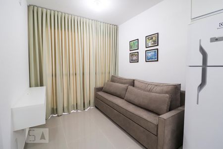 Sala de apartamento para alugar com 1 quarto, 38m² em Setor Leste Universitário, Goiânia