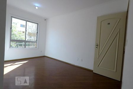 Sala de apartamento para alugar com 2 quartos, 50m² em Jardim Patente Novo, São Paulo