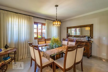 Sala de casa de condomínio à venda com 4 quartos, 350m² em Alphaville, Santana de Parnaíba