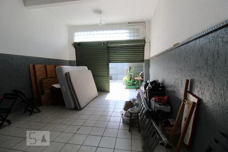 Salão de casa para alugar com 3 quartos, 150m² em Vila Metalúrgica, Santo André
