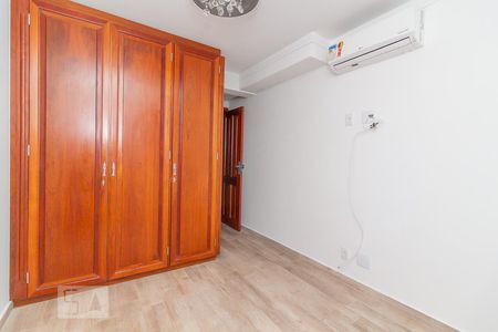 Suíte 1 de casa de condomínio para alugar com 3 quartos, 167m² em Praia de Belas, Porto Alegre