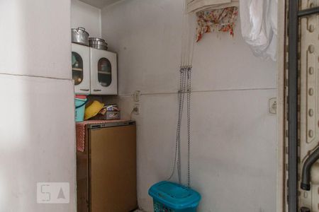 Casa à venda com 220m², 4 quartos e 3 vagas Casa à venda com 220m², 4 quartos e 3 vagasÁrea de Serviço