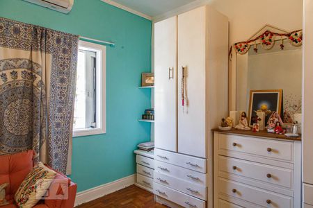 Casa à venda com 220m², 4 quartos e 3 vagas Casa à venda com 220m², 4 quartos e 3 vagasQuarto 3