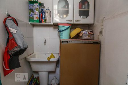 Casa à venda com 220m², 4 quartos e 3 vagas Casa à venda com 220m², 4 quartos e 3 vagasÁrea de Serviço