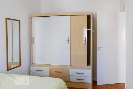 Quarto 1 de apartamento para alugar com 2 quartos, 48m² em Sumarezinho, São Paulo