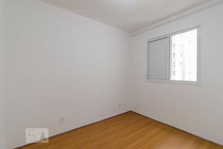 Quarto 1 de apartamento para alugar com 2 quartos, 42m² em Jardim Santa Emília, São Paulo