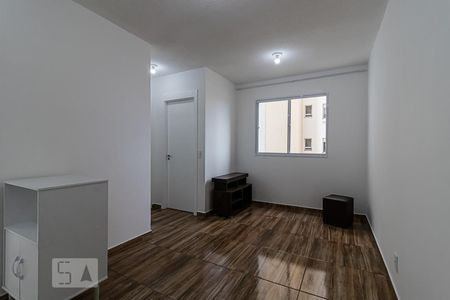 Sala de apartamento para alugar com 2 quartos, 42m² em Jardim Santa Emília, São Paulo