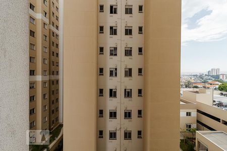 Vista da Sala de apartamento para alugar com 2 quartos, 42m² em Jardim Santa Emília, São Paulo