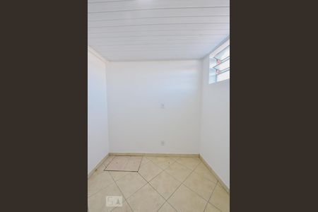 Quarto 01 de casa para alugar com 2 quartos, 40m² em Jardim Ibirapuera, São Paulo