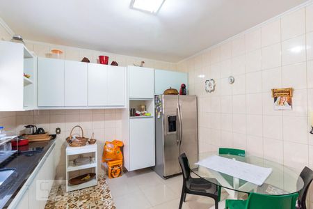 Cozinha de casa à venda com 4 quartos, 270m² em Vila Sao Francisco (zona Leste), São Paulo