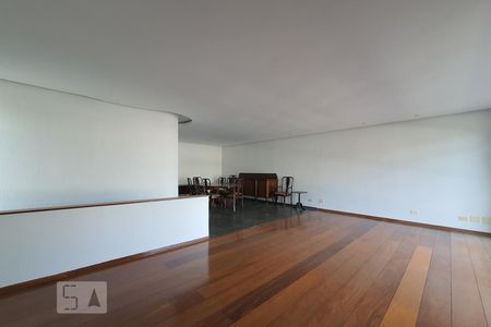 Sala de casa à venda com 4 quartos, 400m² em Vila Mariana, São Paulo