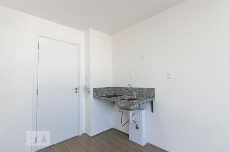Sala / Cozinha de kitnet/studio para alugar com 1 quarto, 19m² em Brás, São Paulo