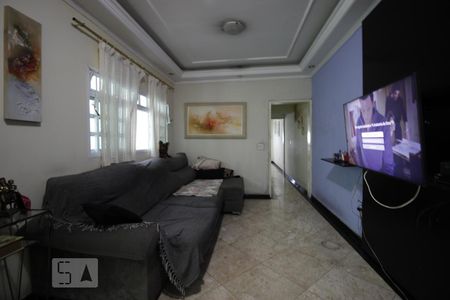 Sala de Estar de casa à venda com 3 quartos, 150m² em Jardim Itapemirim, São Paulo