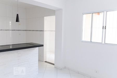 Sala/Cozinha de casa para alugar com 1 quarto, 50m² em Vila Constança, São Paulo