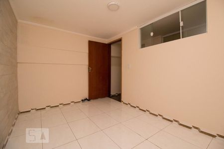 Quarto 1 de casa para alugar com 2 quartos, 60m² em Vila Granada, São Paulo