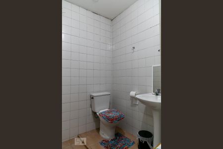 Casa à venda com 147m², 2 quartos e 1 vaga Casa à venda com 147m², 2 quartos e 1 vagaBanheiro