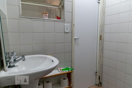 Casa à venda com 147m², 2 quartos e 1 vaga Casa à venda com 147m², 2 quartos e 1 vagaBanheiro