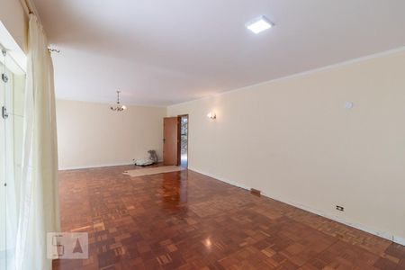 Sala de casa para alugar com 3 quartos, 450m² em Jardim Franca, São Paulo