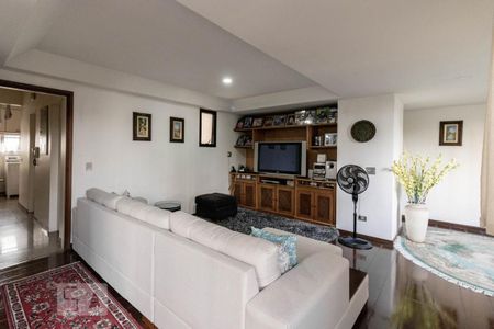 Sala de tv de apartamento para alugar com 4 quartos, 275m² em Indianópolis, São Paulo