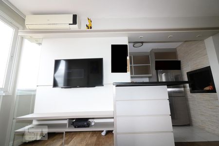Detalhe Sala de apartamento à venda com 3 quartos, 75m² em São João, Porto Alegre