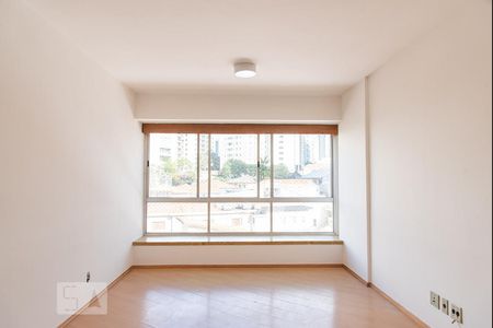 Apartamento para alugar com 47m², 1 quarto e 1 vagaSala