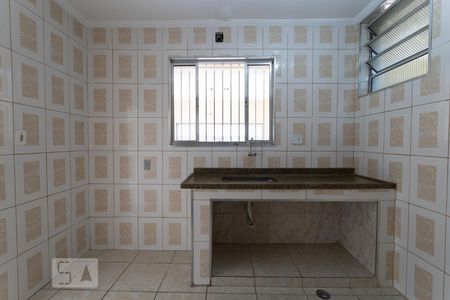 Cozinha de casa para alugar com 2 quartos, 65m² em Vila Divina Pastora, São Paulo