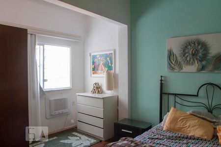 Quarto 1 de apartamento à venda com 2 quartos, 75m² em Ipanema, Rio de Janeiro