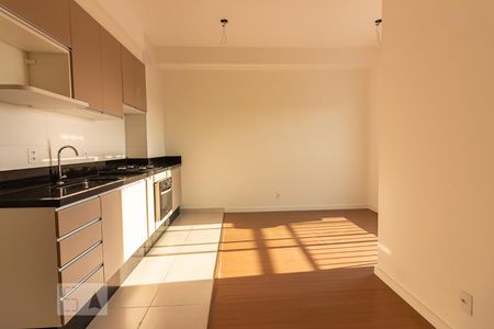 Sala de apartamento para alugar com 2 quartos, 41m² em Presidente Altino, Osasco