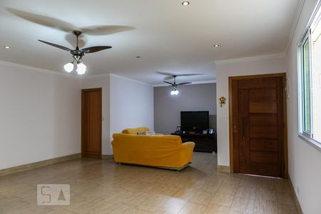 Sala de casa para alugar com 3 quartos, 187m² em Vila Belmiro, Santos