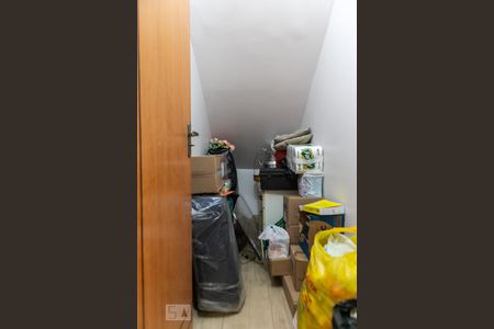 Despensa de casa para alugar com 3 quartos, 187m² em Vila Belmiro, Santos