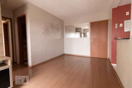 Sala de apartamento para alugar com 2 quartos, 50m² em Todos Os Santos, Rio de Janeiro