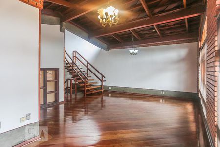 Sala de Estar de casa à venda com 3 quartos, 250m² em Vila Lageado, São Paulo