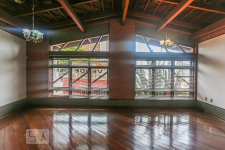 Sala de Estar de casa à venda com 3 quartos, 250m² em Vila Lageado, São Paulo