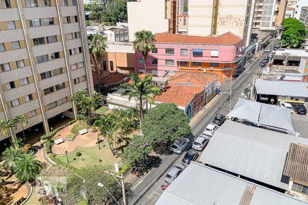 Sacada de apartamento à venda com 1 quarto, 60m² em Vila Itapura, Campinas