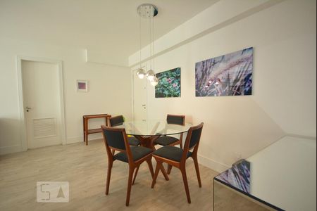 Apartamento para alugar com 98m², 3 quartos e 2 vagasSala 