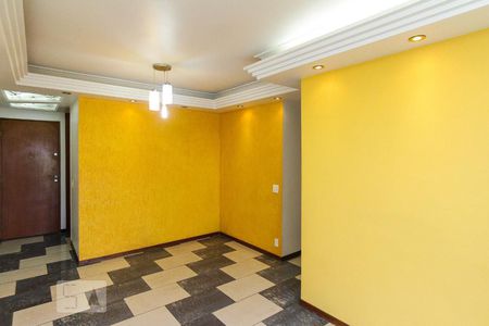 Sala de apartamento à venda com 3 quartos, 60m² em Vila Ivone, São Paulo